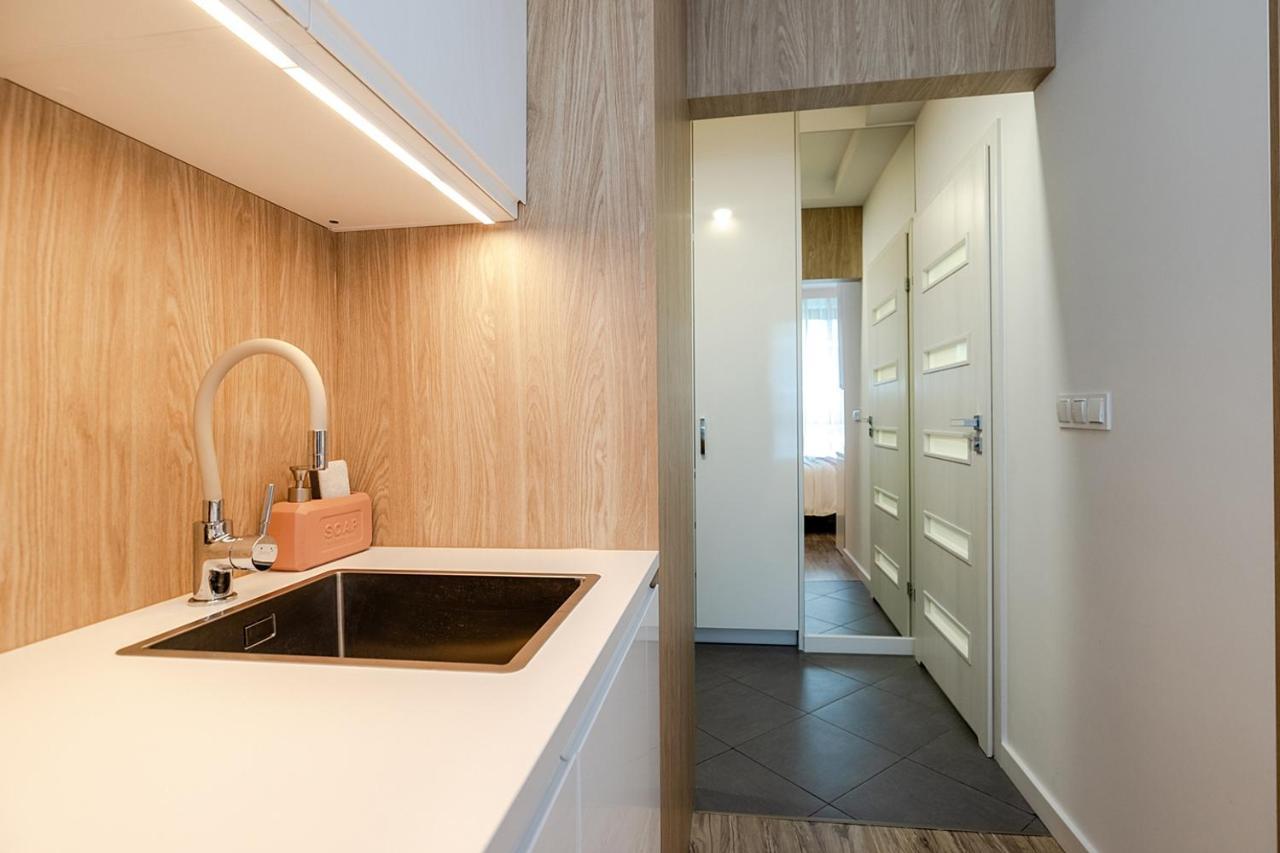 Studio Wola Apartament Kasprzaka - Wifi + Smart Tv وارسو المظهر الخارجي الصورة